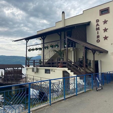 Pensiunea Damiro Hotel Orsova Exterior photo